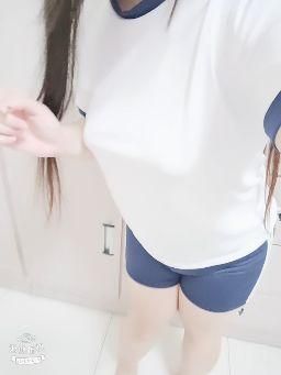 linglingyan : 拍完後攝影把這套買走了🤣