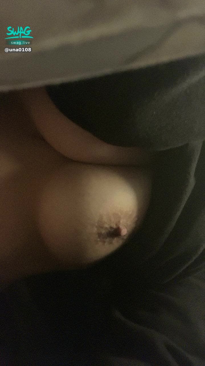 u*****8 : 最近比較忙又生病了
沒有體力色色😢
用奶頭謝罪❤️
天氣冷大家要注意保暖～