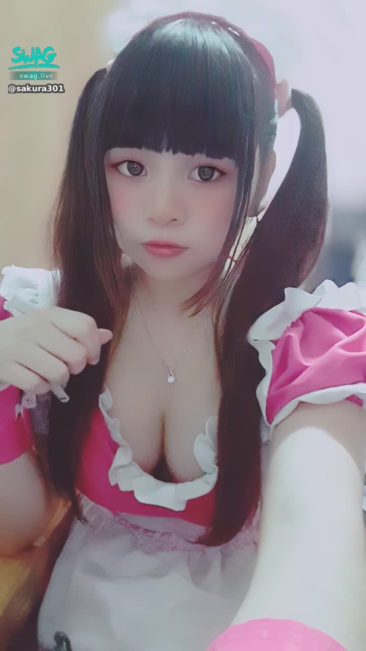s*******1 : 當您的女僕，您喜歡嗎？
#小隻馬 #女僕