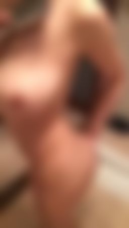 a**********y : 偷拍室友洗澡还要蔚蔚，淫叫不断