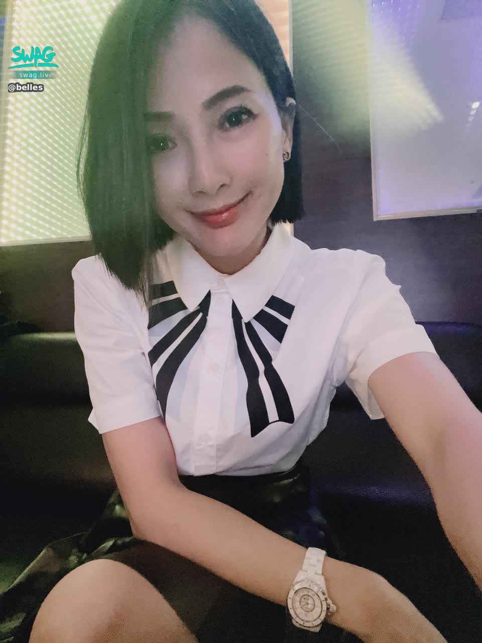belles : 小姐姐今天當學生妹🤭