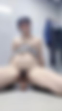 waiziji. : 超爽，受不了怎么办
#s