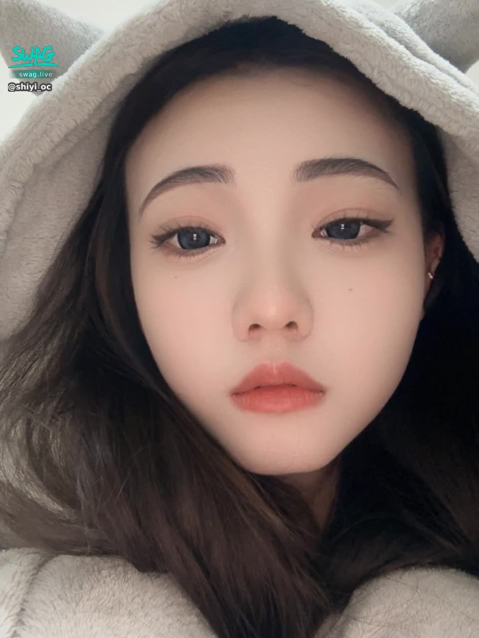 shiyi_oc : 姐姐emo啦
