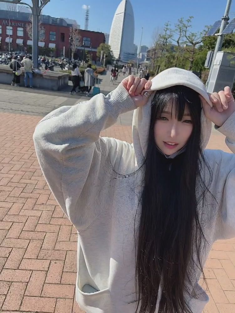 chiori_chan : 【ちょり散歩】これどこにいるかわかる～？