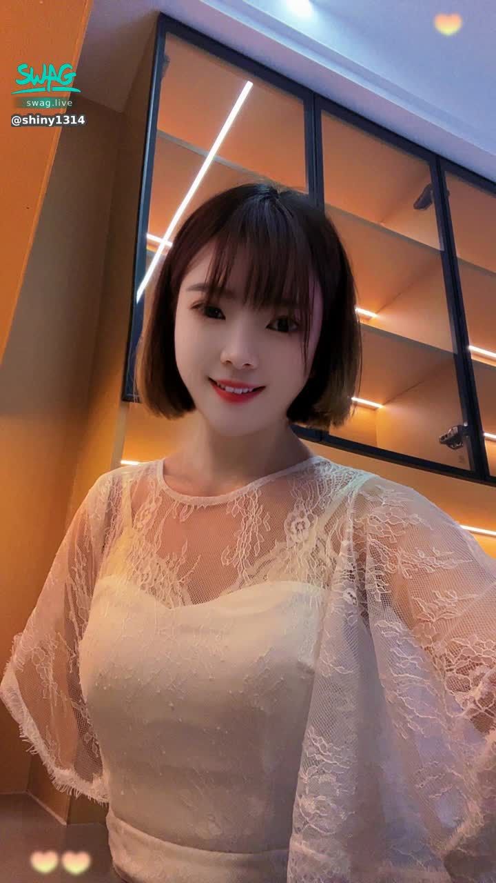 shiny1314 : 开心的时候笑一笑，不开心的时候也笑一笑