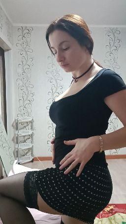 julielove : Your secretary came to your house to seduce you