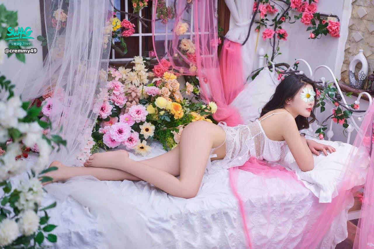 cremmy49 : 躺着等哥哥来
