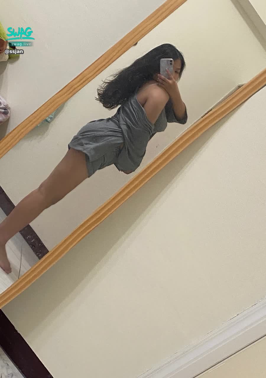 ssjan : 484有一點微胖🥺🥺
