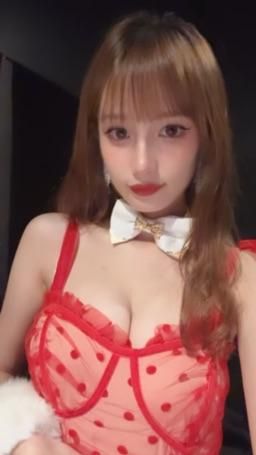 emily_babies : Dancer日常😈😈
#奶 #sexy #性感 
奶控的看過來😈😈😘😘