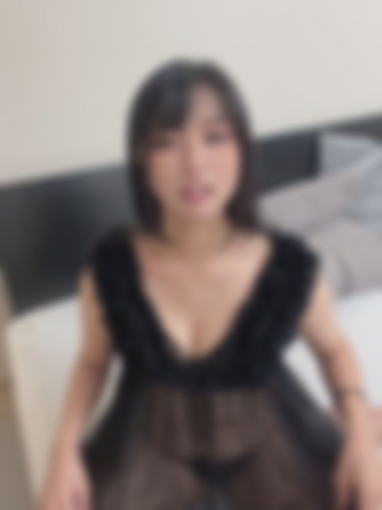 chiori_chan : この服、どう思う？？？