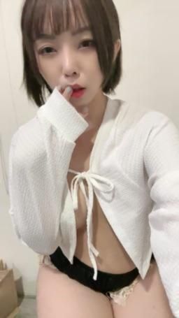 mao_oo : Babe告訴我你看到什麼🥵🥵🥵🥵