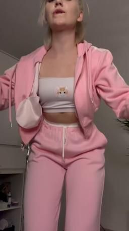 olyablondegirl : funny dance