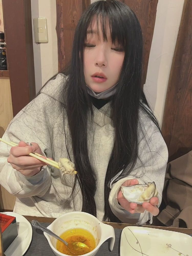 chiori_chan : 【ちょり散歩】このアヒージョの残ったオイルに～～～