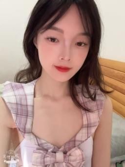 baggypaw7202 : 今天穿jk直播，哥哥快来看