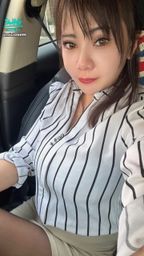 m*******9 : 這是咪婭的上班日常🥰請問穿這樣可以嗎老闆😈
#sexy #性感 #騷 #生活 #大奶🔥 #奶 #露臉 #日常 #制服 #OL
