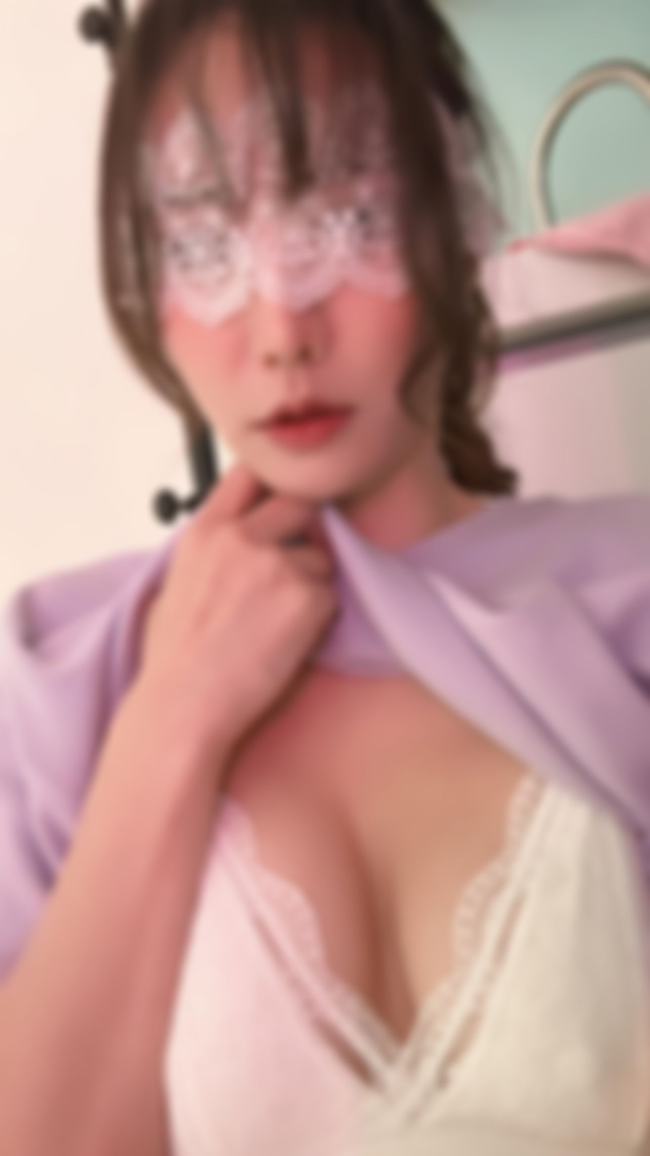  : 🔞矇著眼去當特別來賓..結果直接變成抽插實戰…..🔥🔥🔥