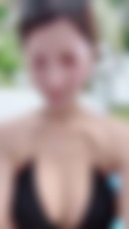 choco168 : 晨泳擦防曬👙