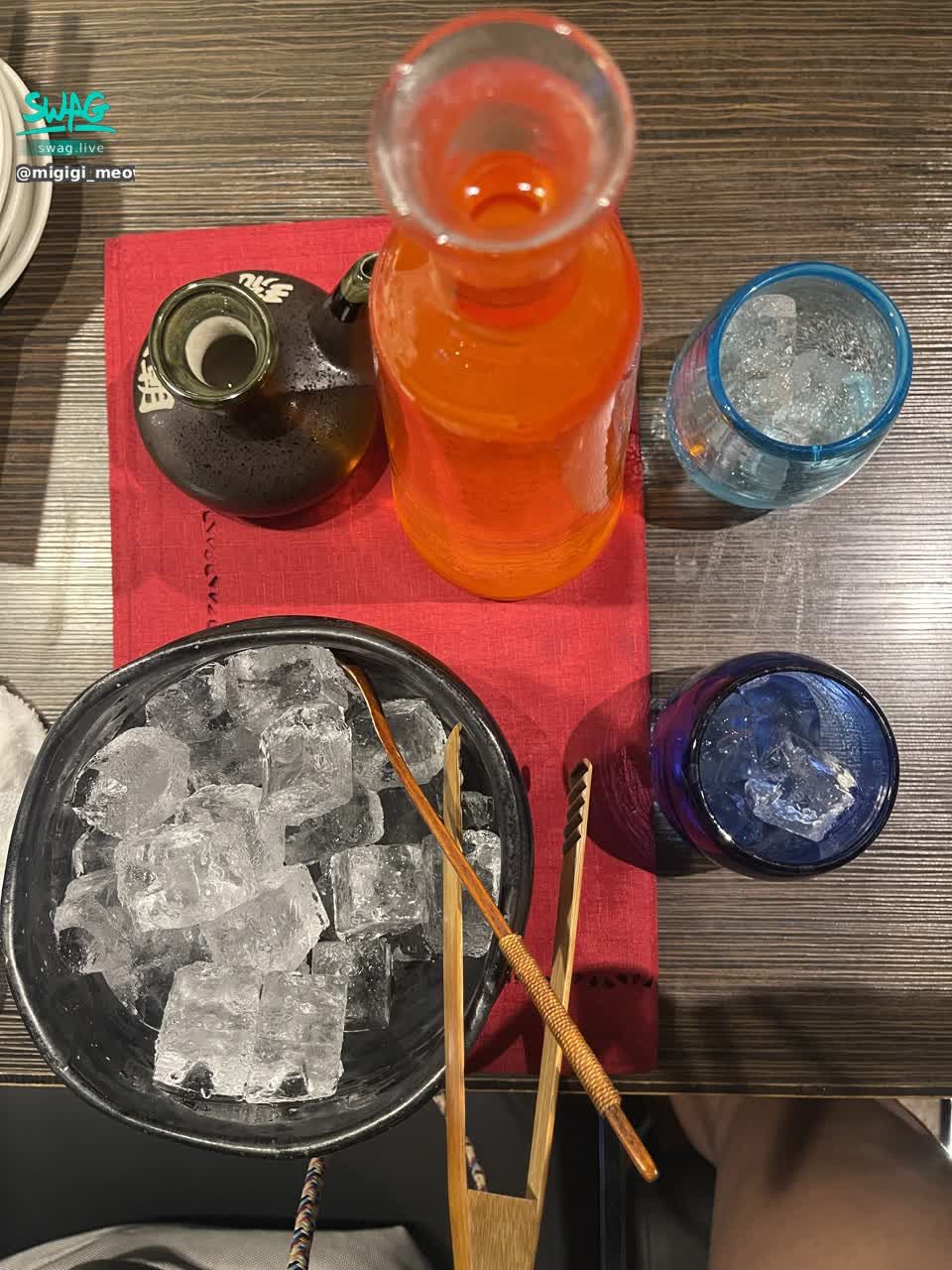 migigi_meow : 沖繩名產之一「泡盛」，60°，火熱你的心♥#白月光在旅行 #沖繩的你我 #靜靜想你 #不經意的心動 #白月光日記