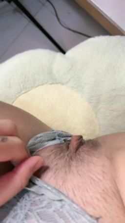 chocolatedumpling : pussy and feet