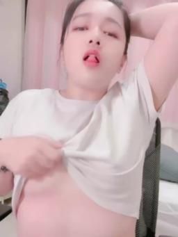 wanna_honey : 超淫蕩，像被你欺負一樣