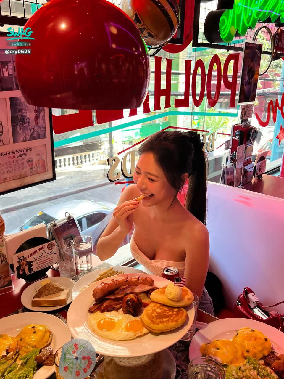 cry0625 : 我是貪吃鬼🐷