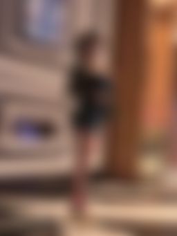 383838moni : 穿這樣子，不曉得行情變多少？