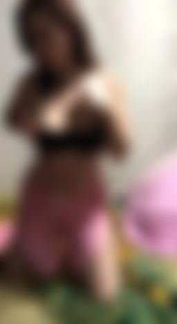 julielove : Come play with me