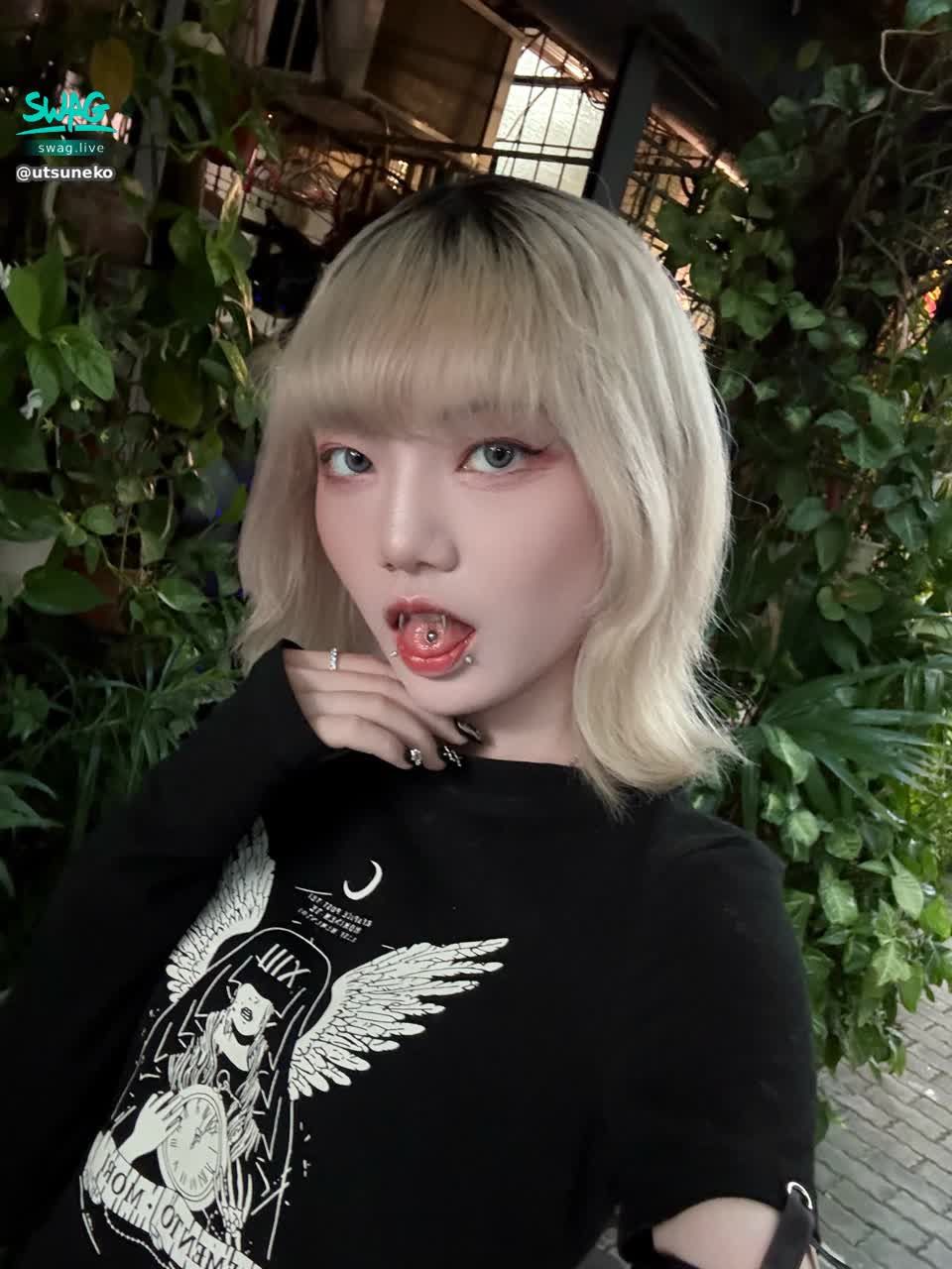 utsuneko : 喜歡舌環的出個聲😍🩵