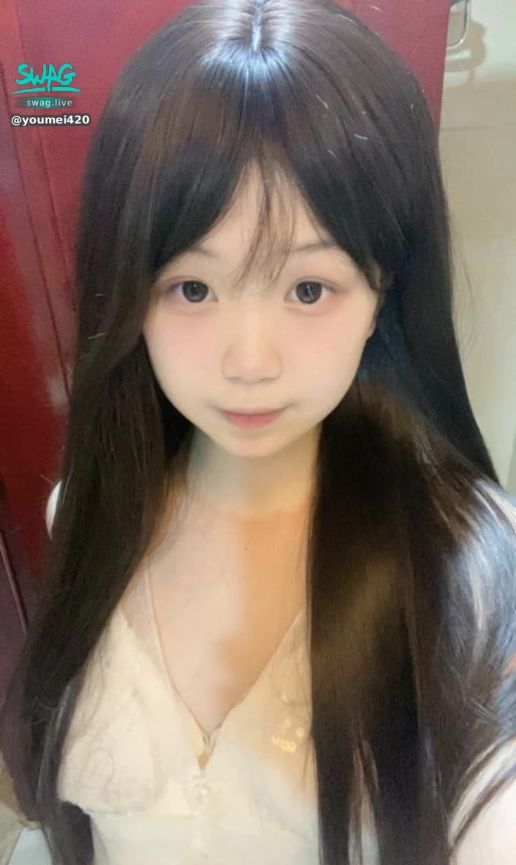 youmei420 : 有没有人来看我直播呀^o^？