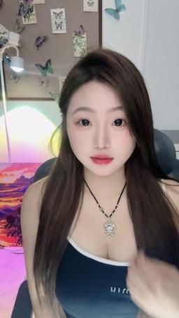 tatata1 : 可爱又性感的有喜欢的嘛？Babe