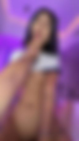 sexyestherr : 女上搖搖上寬哥巨屌🔥請好好掐著我幹🔞