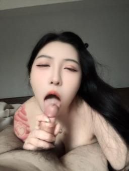 hua_063 : 好喜歡吃棒棒💦🤤