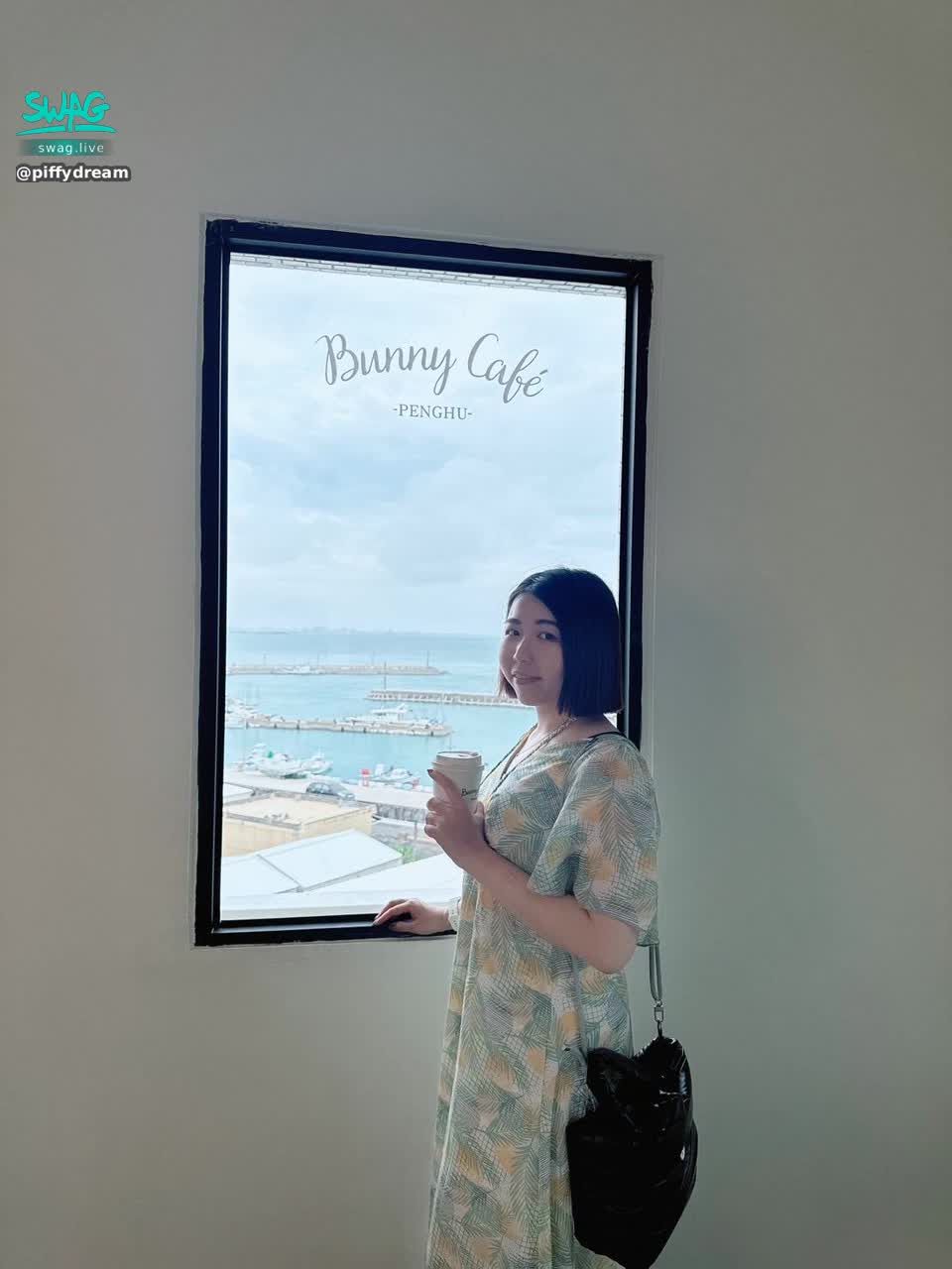 piffydream : Babe中秋節快樂
生理期來我還是有記得你😭😭😭