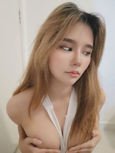 laraine's avatar