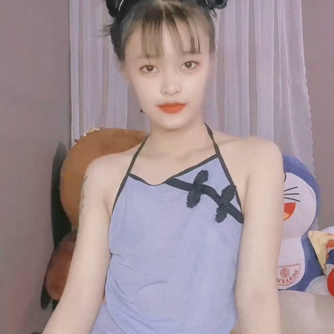 alisaxinh's avatar