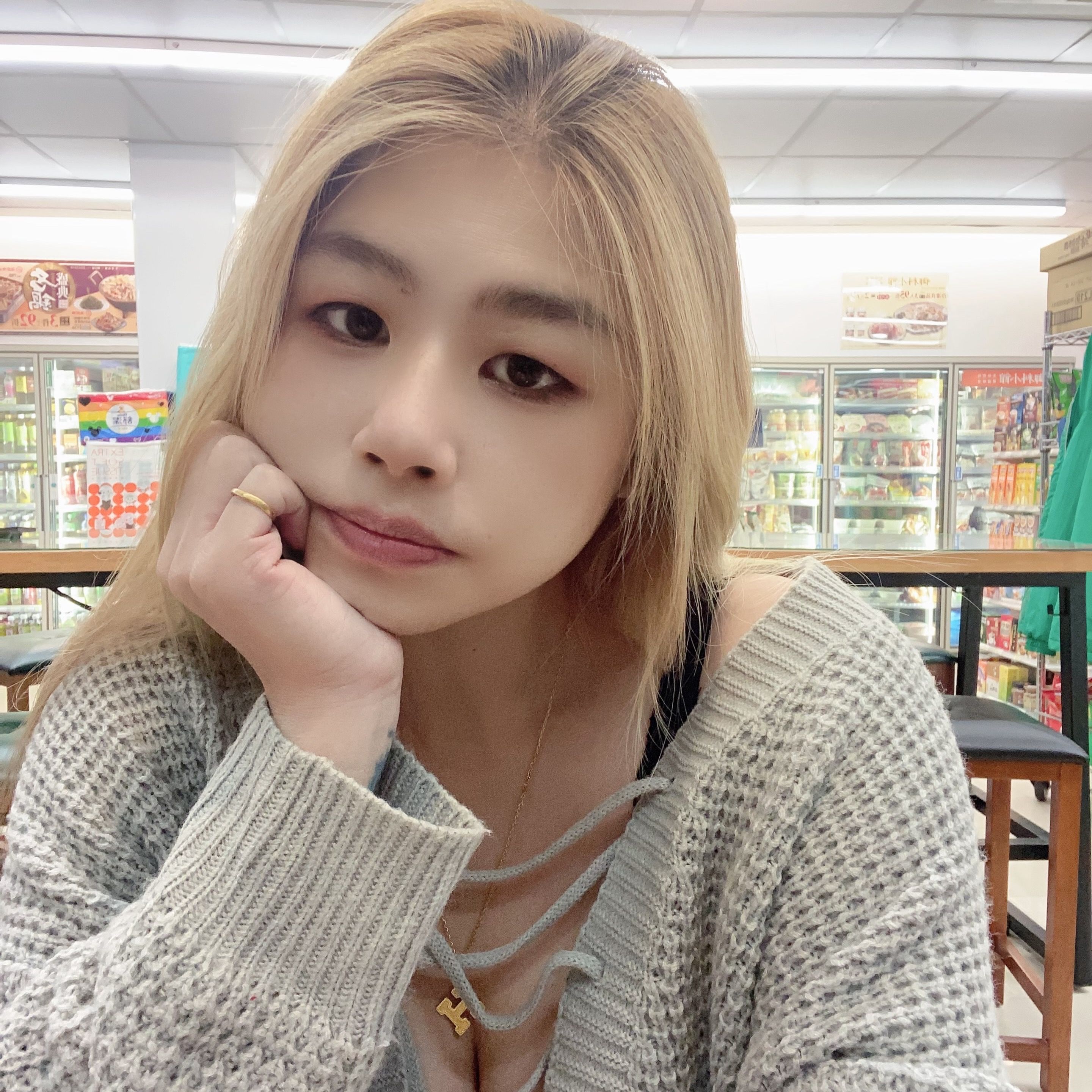 nancy_love's livestream snapshot