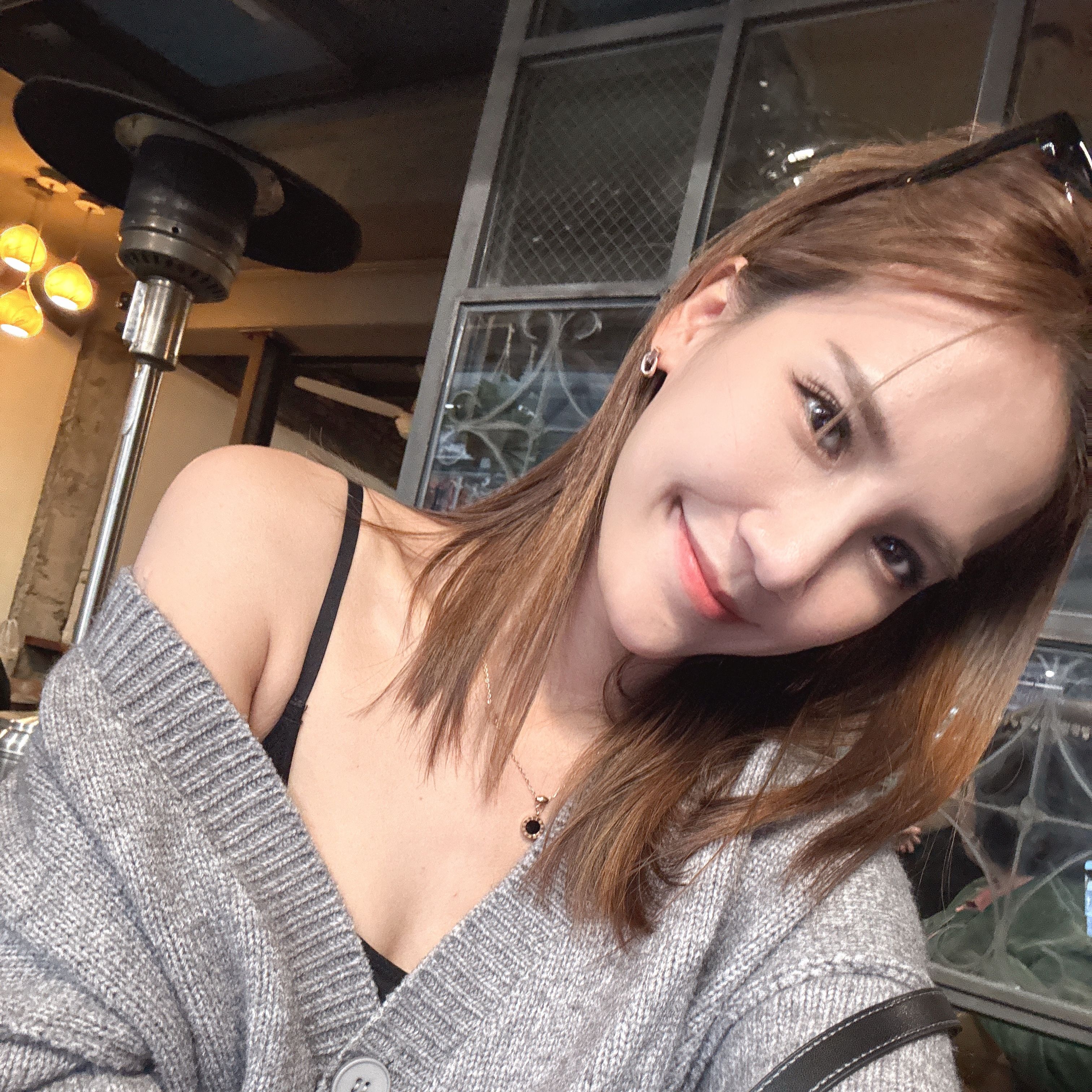 lana8082's avatar